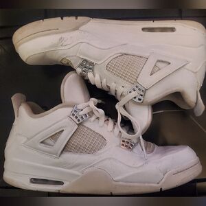 Pure Money Jordan 4